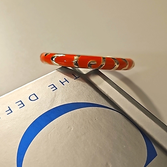 Vintage Gold Tone Enamel Cuff Clamper Bracelet. - Picture 8 of 8